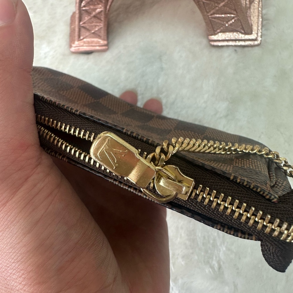 Louis Vuitton mini pochette - Picture 8 of 10